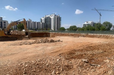 Avance de excavación en las obras de Silk Homes