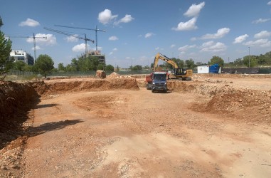 Avance de excavación en las obras de Silk Homes